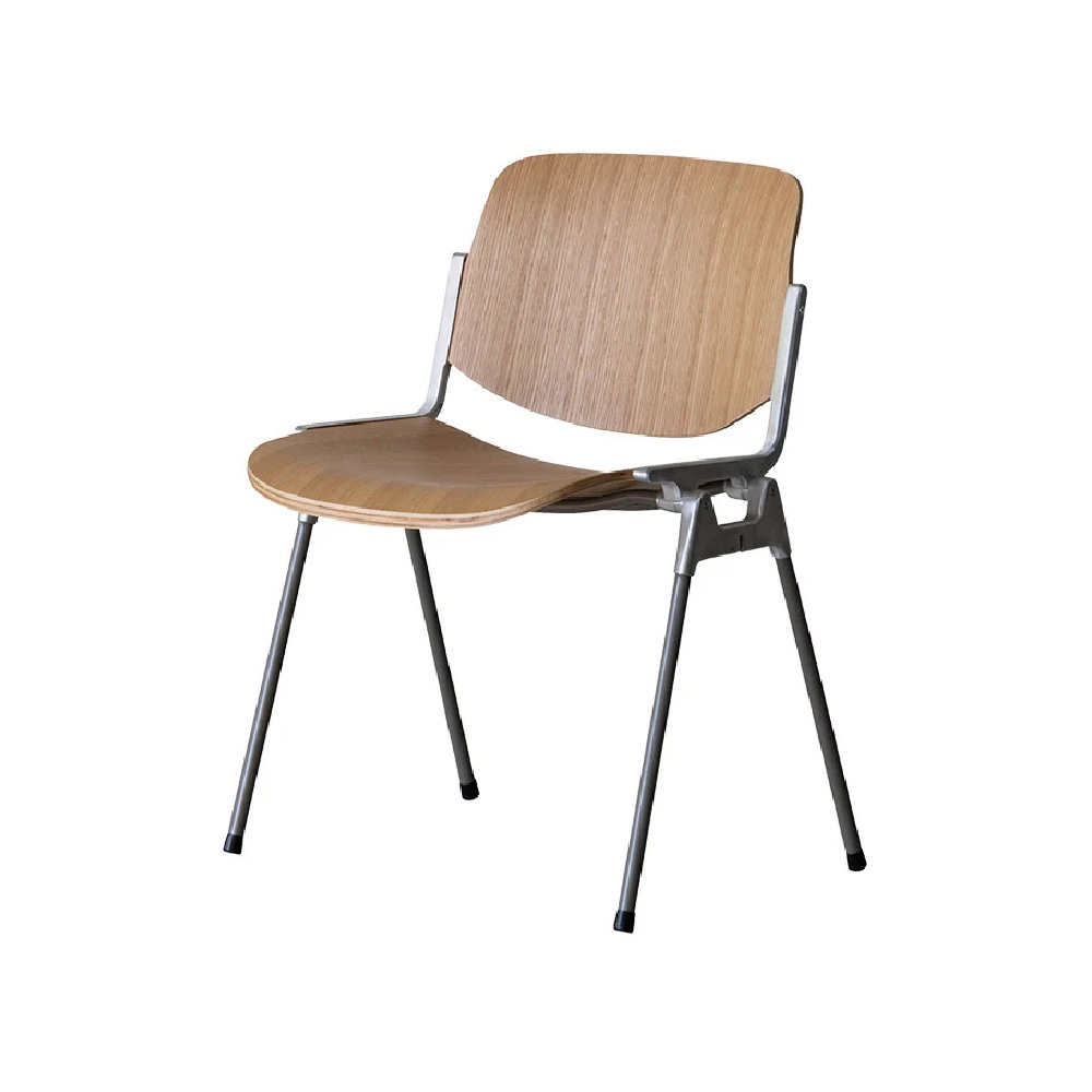 ライトブラウン